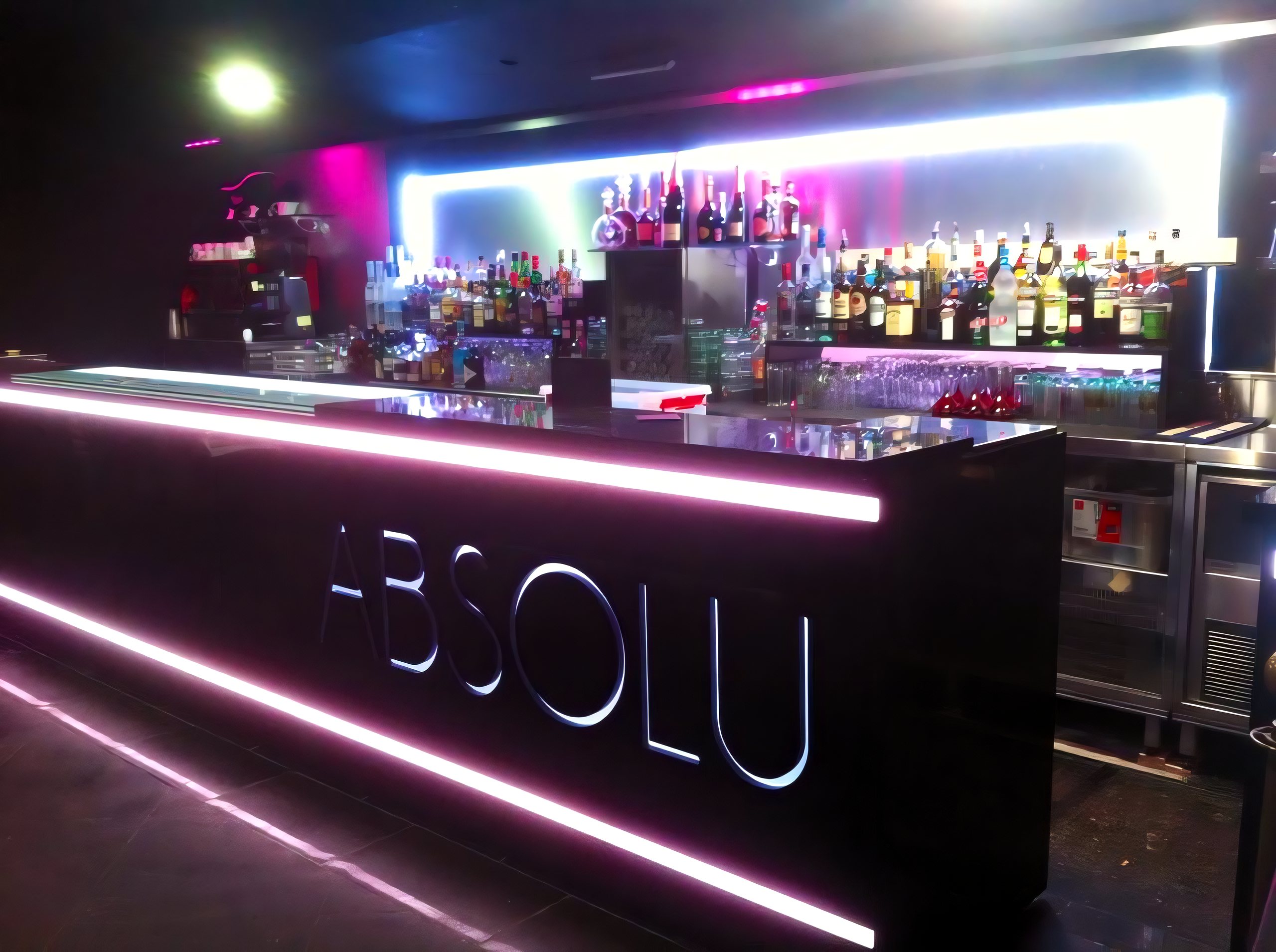 Club Absolu – Cannes | Cassani SRL
